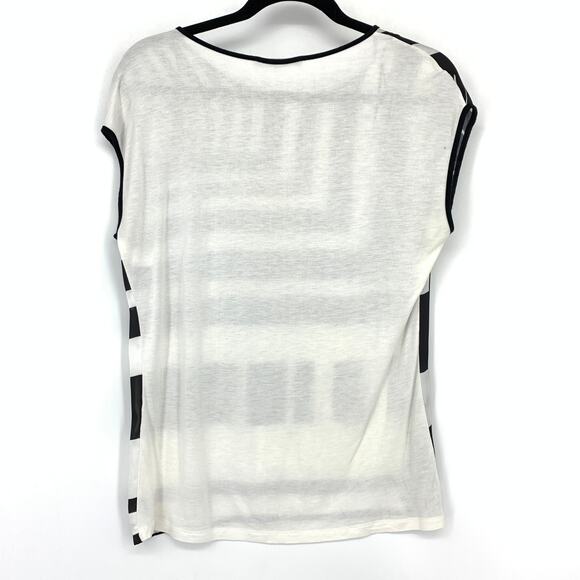 Etam Short Sleeve Blouse Womens Size Small Black White Graphic Design Print - Picture 2 of 5